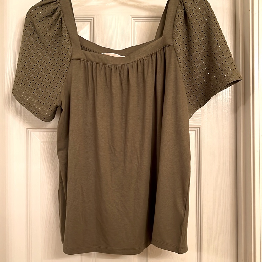 MICHAEL Michael  Kors smock/cropped top, size L.
Excellent used condition.